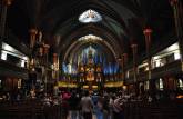 O esplendoroso interior da Basílica de Notre-Dame, em Montreal, no Canadá